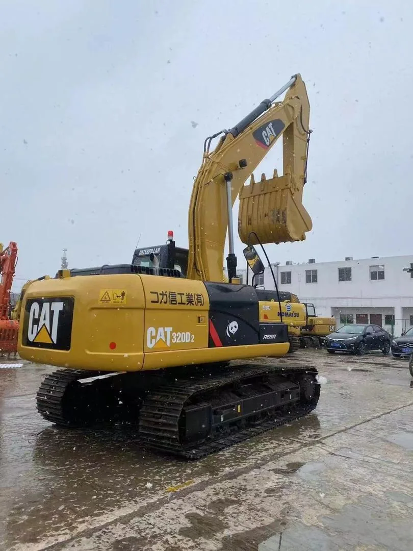 CAT 320D